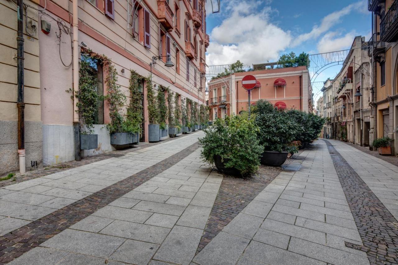 Right House Di Via Sulis - Best Neighborhood In The Town Κάλιαρι Εξωτερικό φωτογραφία